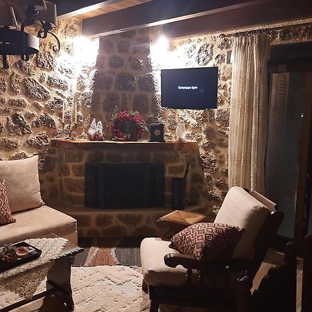 Νόστος Villa Ano Trikala Dış mekan fotoğraf